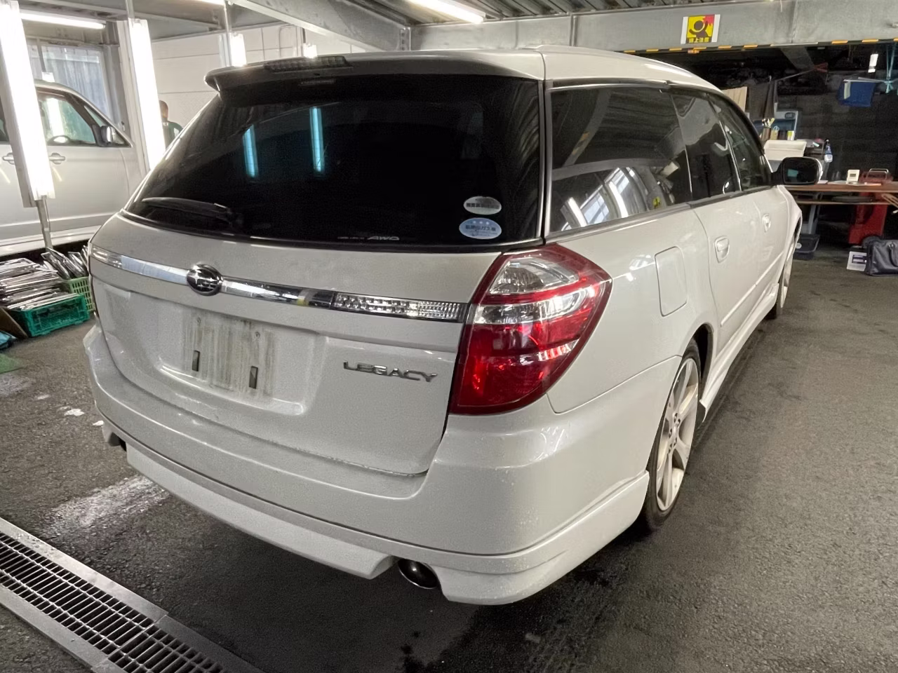 SUBARU LEGACY
