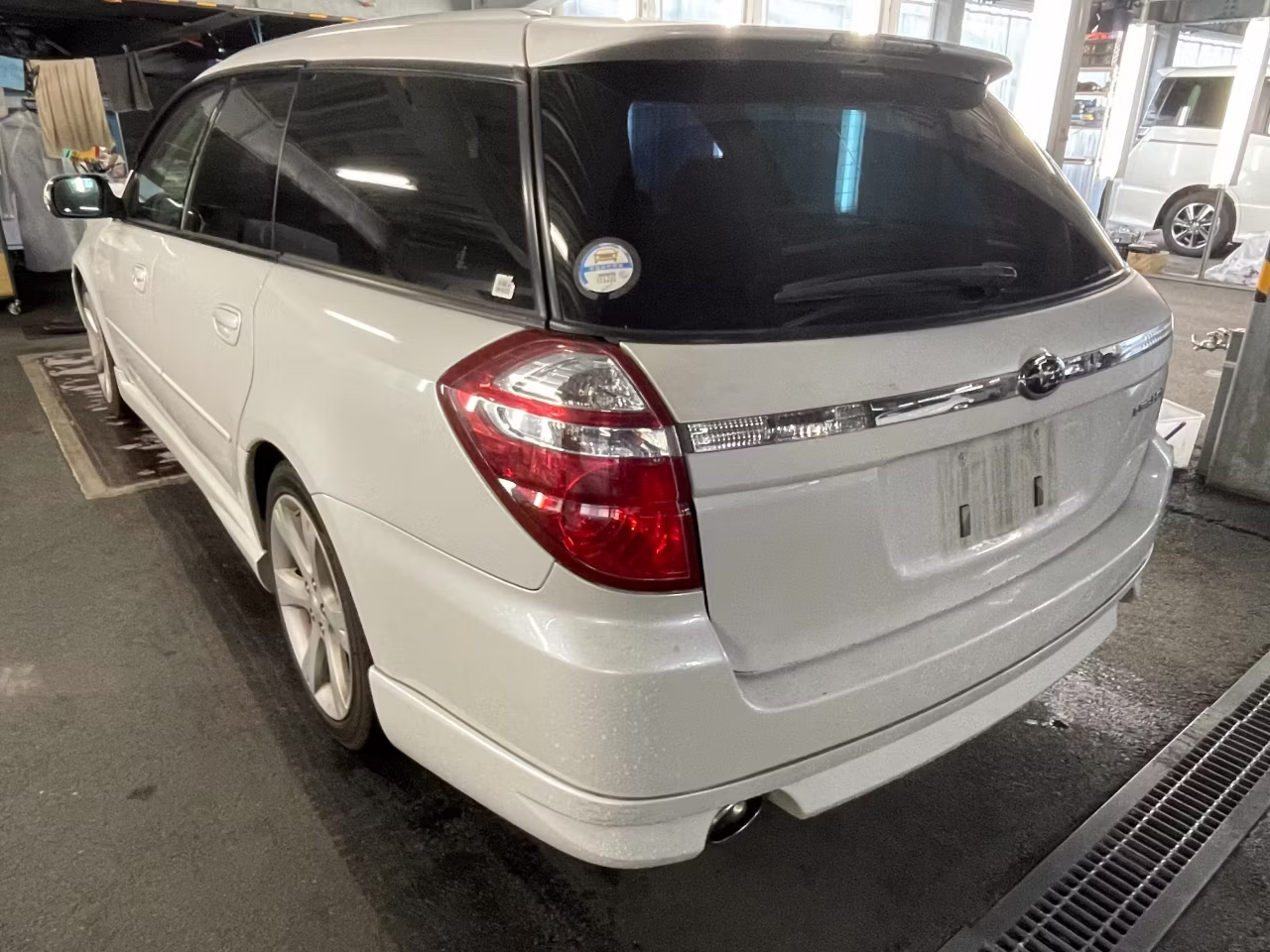 SUBARU LEGACY