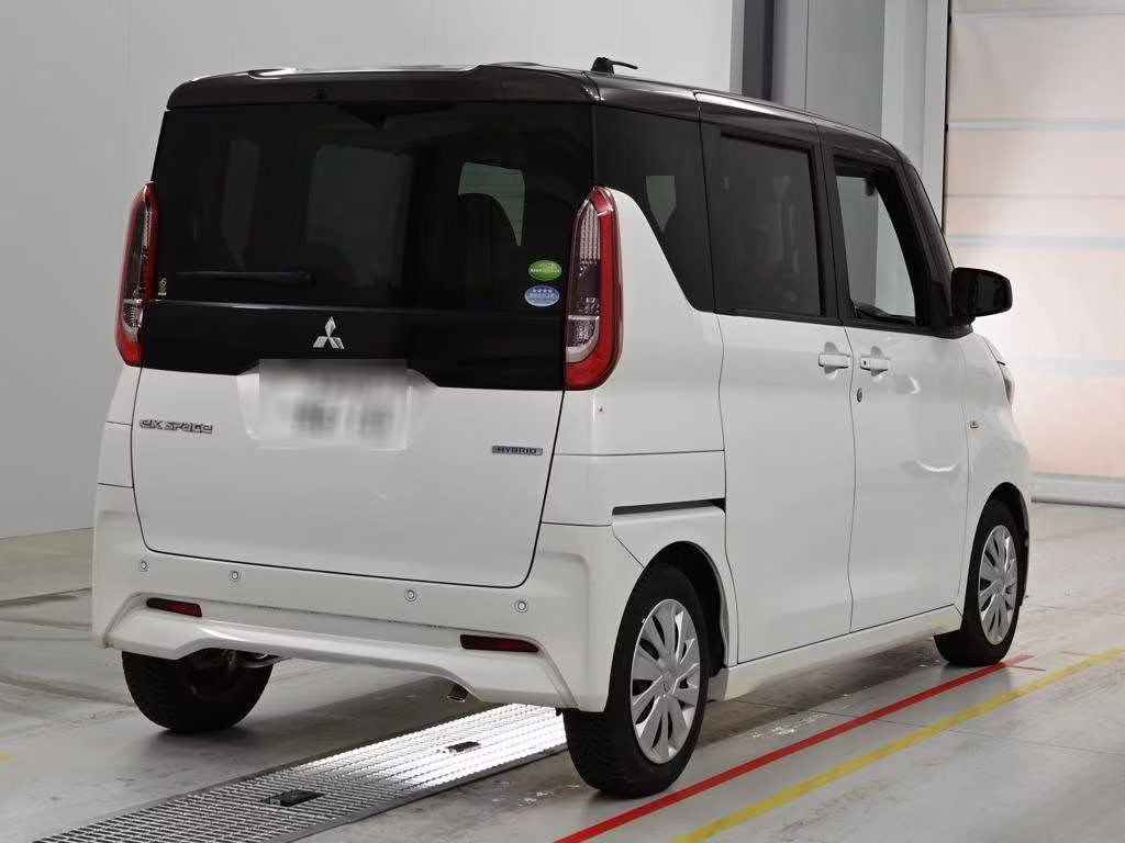 MITSUBISHI EK SPACE