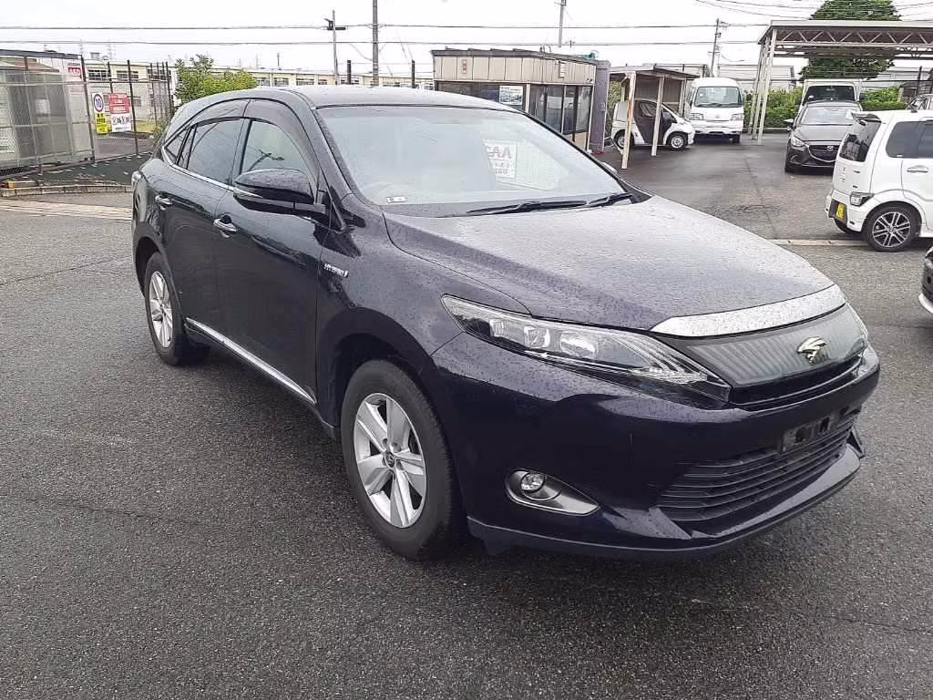 TOYOTA HARRIER