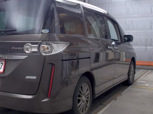 MAZDA BIANTE