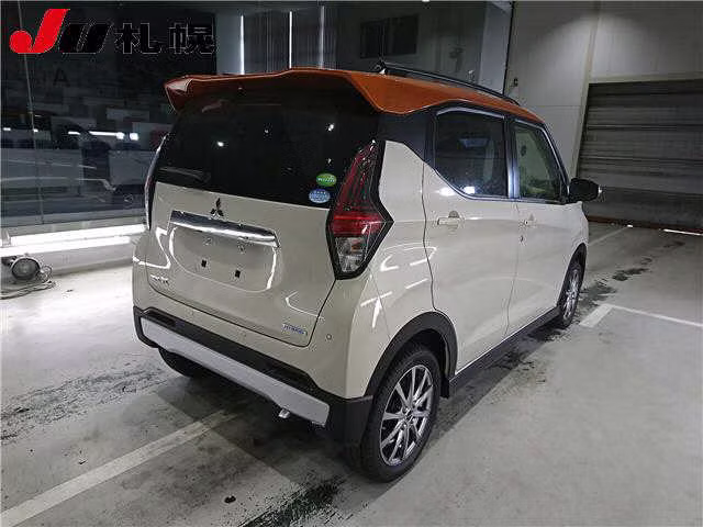 MITSUBISHI EK X