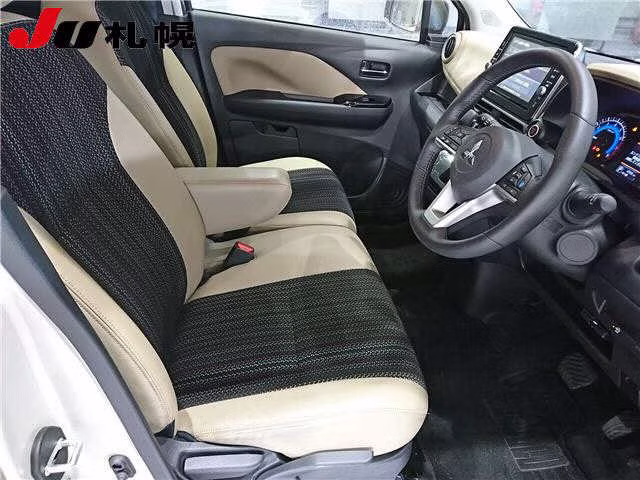MITSUBISHI EK X