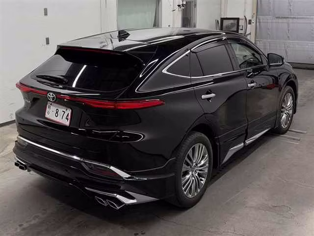 TOYOTA HARRIER