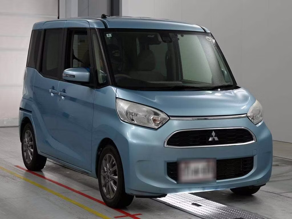 MITSUBISHI EK SPACE