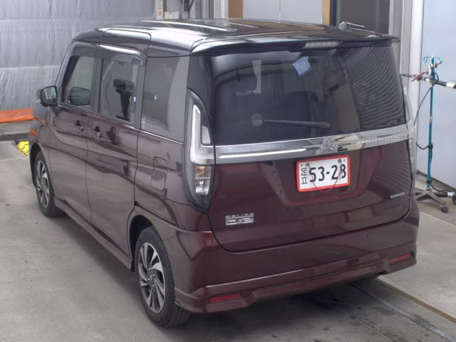 MITSUBISHI DELICA D:2