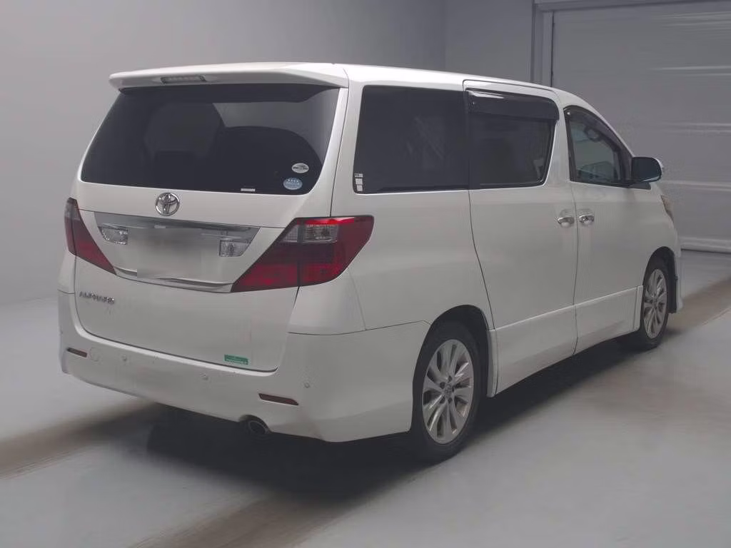 TOYOTA ALPHARD
