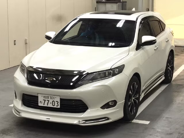 TOYOTA HARRIER