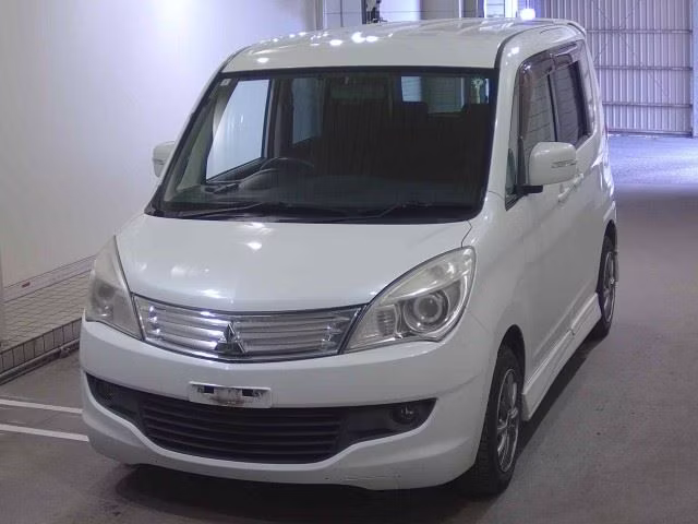 MITSUBISHI DELICA D:2