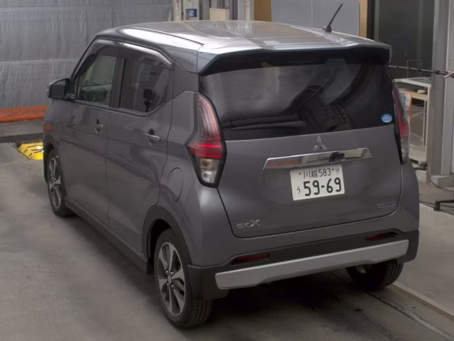 MITSUBISHI EK X