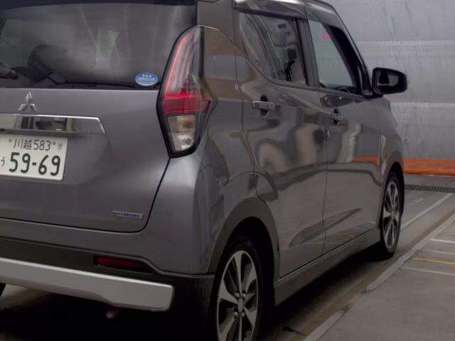MITSUBISHI EK X