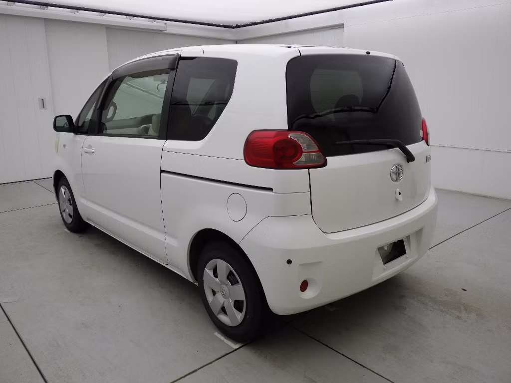 TOYOTA PORTE