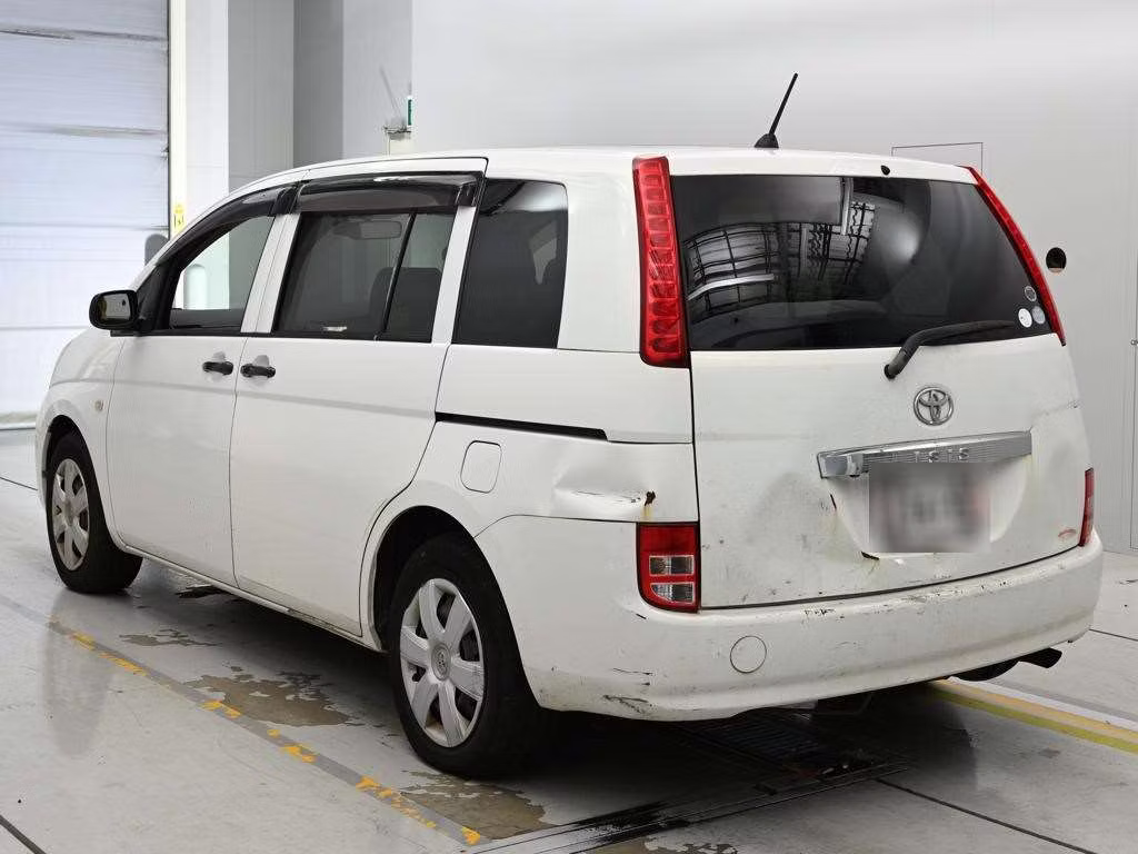 TOYOTA ISIS