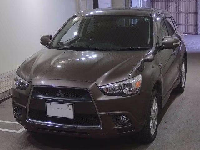 MITSUBISHI RVR