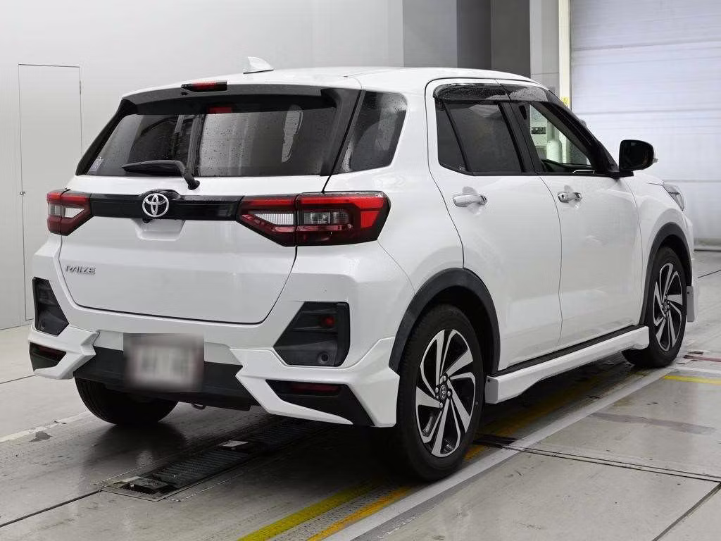 TOYOTA RAIZE