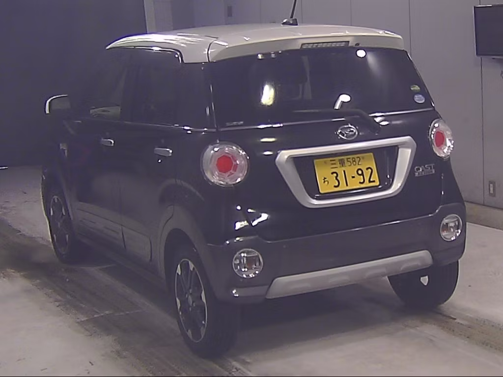 DAIHATSU CAST
