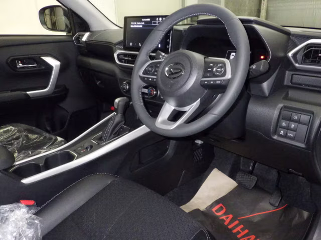DAIHATSU ROCKY