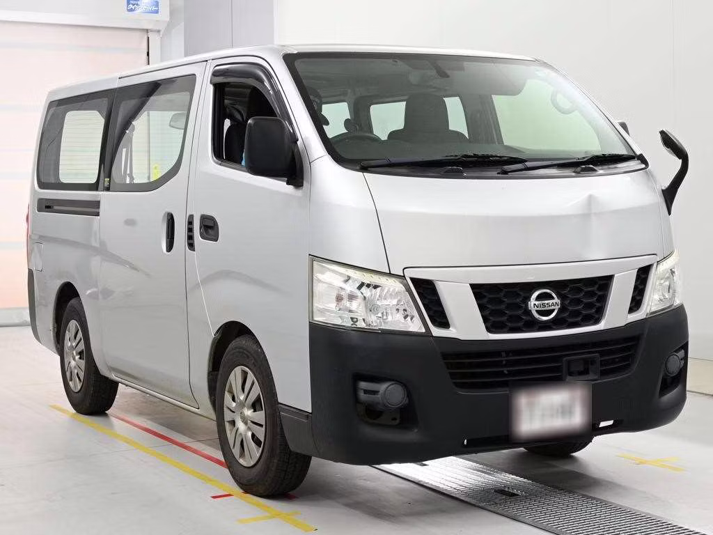 NISSAN NV350 CARAVAN