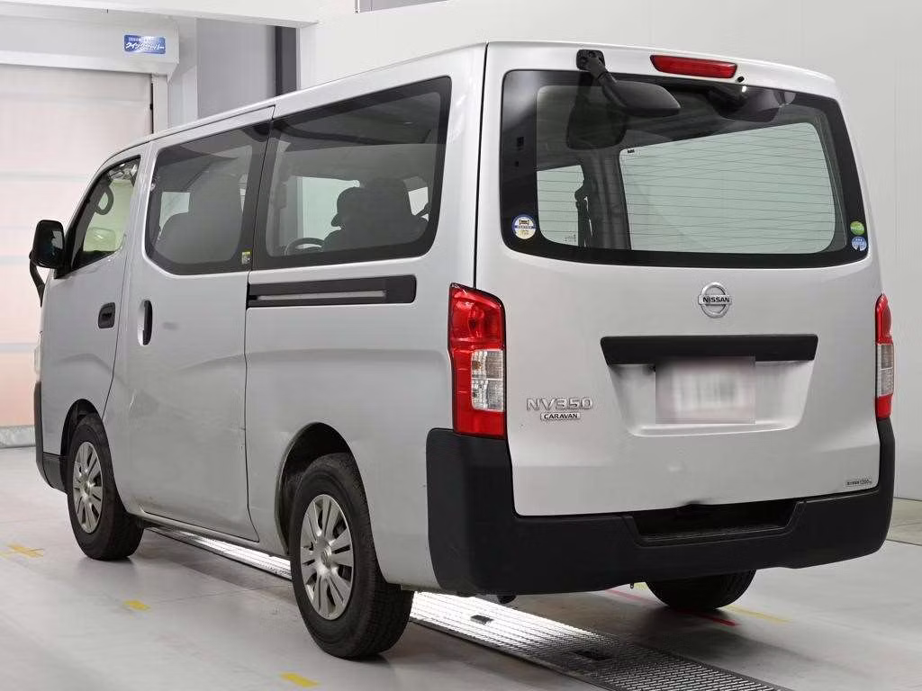NISSAN NV350 CARAVAN