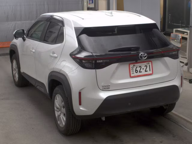TOYOTA YARIS CROSS