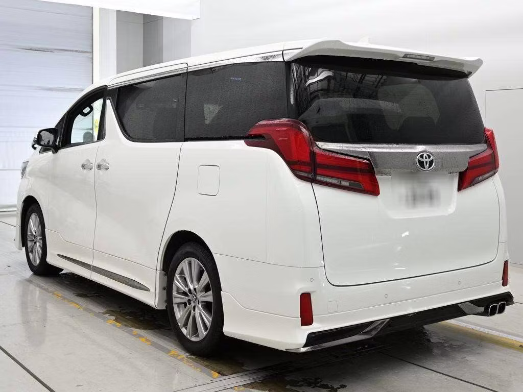 TOYOTA ALPHARD