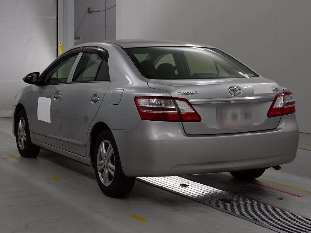 TOYOTA PREMIO