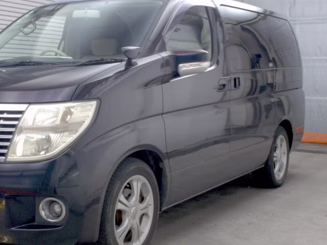 NISSAN ELGRAND