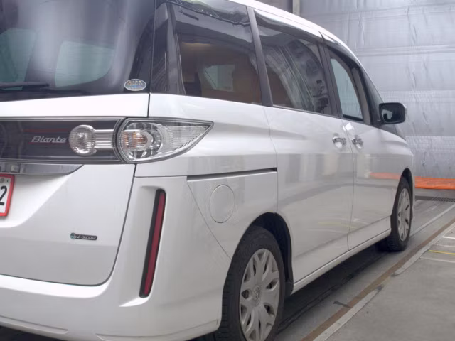 MAZDA BIANTE