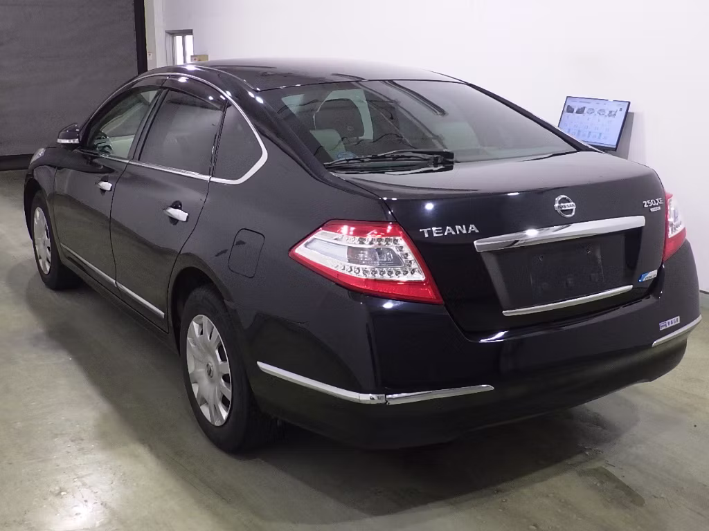 NISSAN TEANA