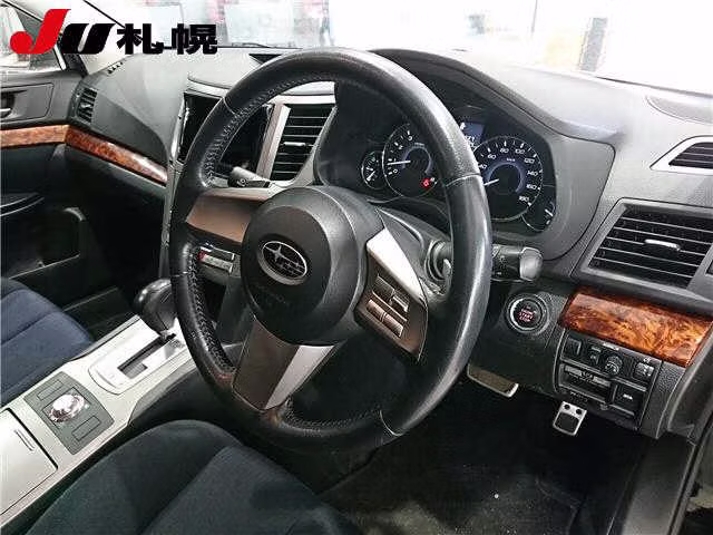 SUBARU OUTBACK