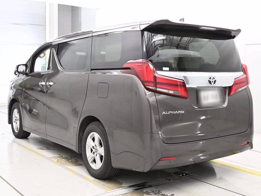 TOYOTA ALPHARD