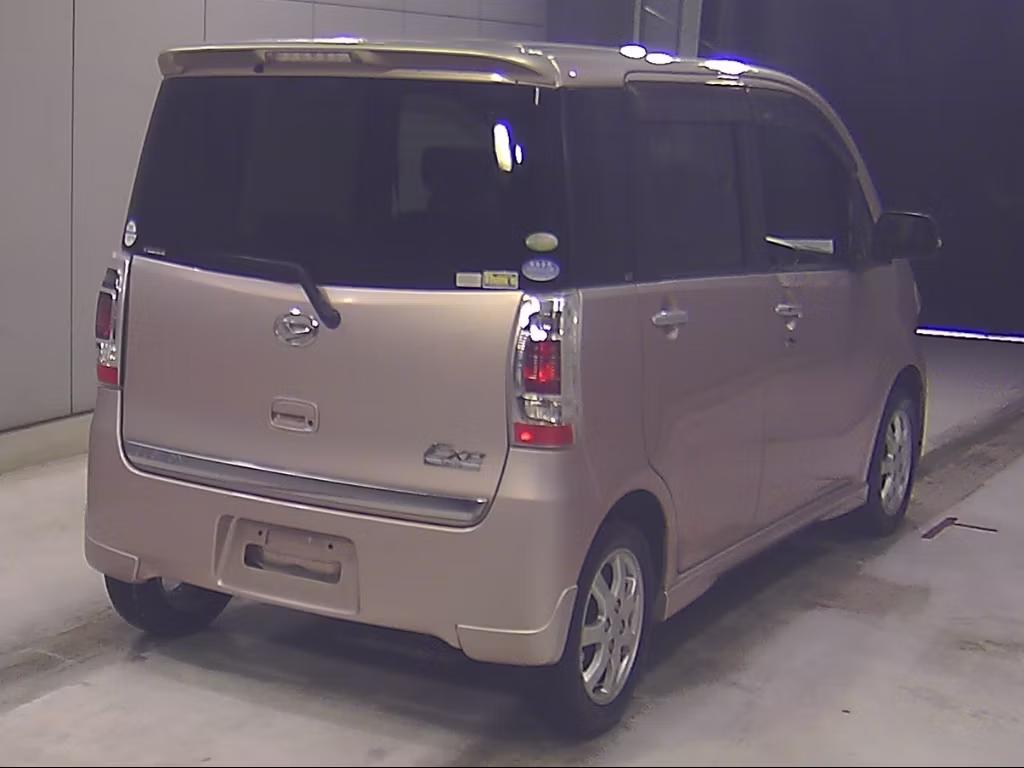 DAIHATSU TANTO EXE