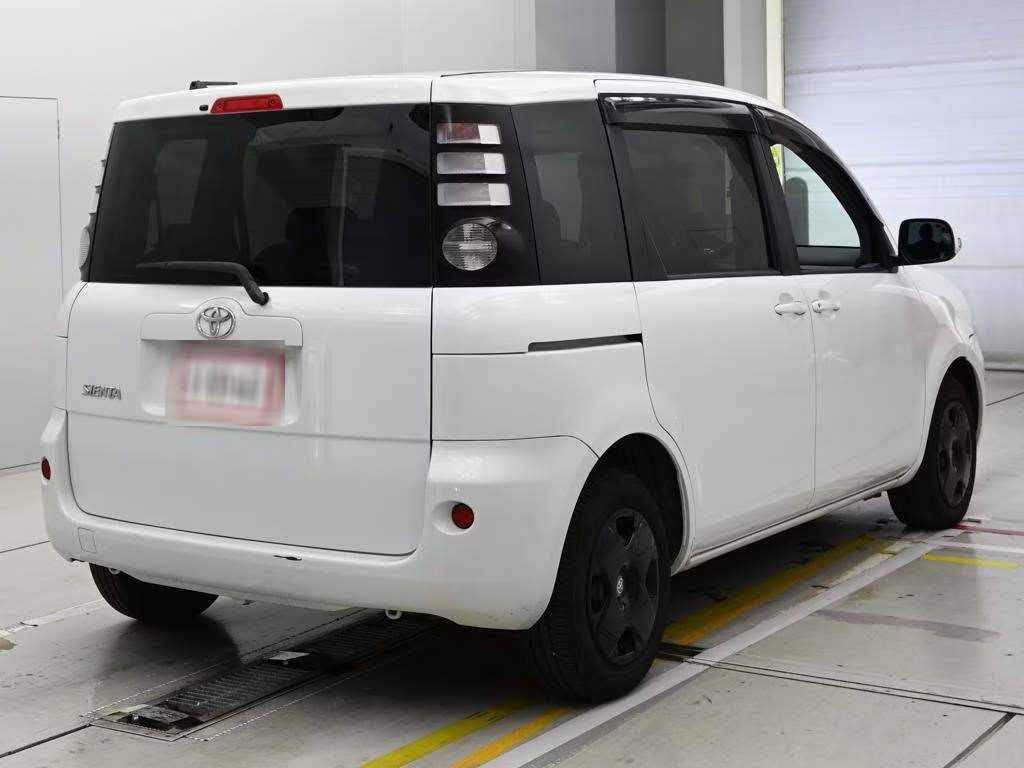 TOYOTA SIENTA