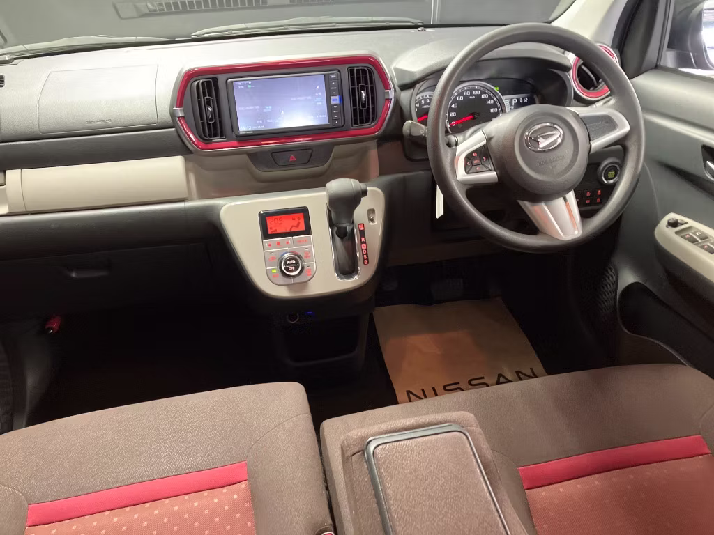 DAIHATSU BOON