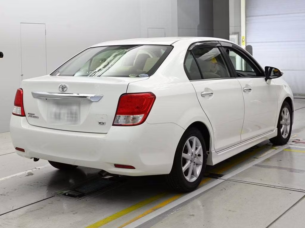 TOYOTA COROLLA AXIO