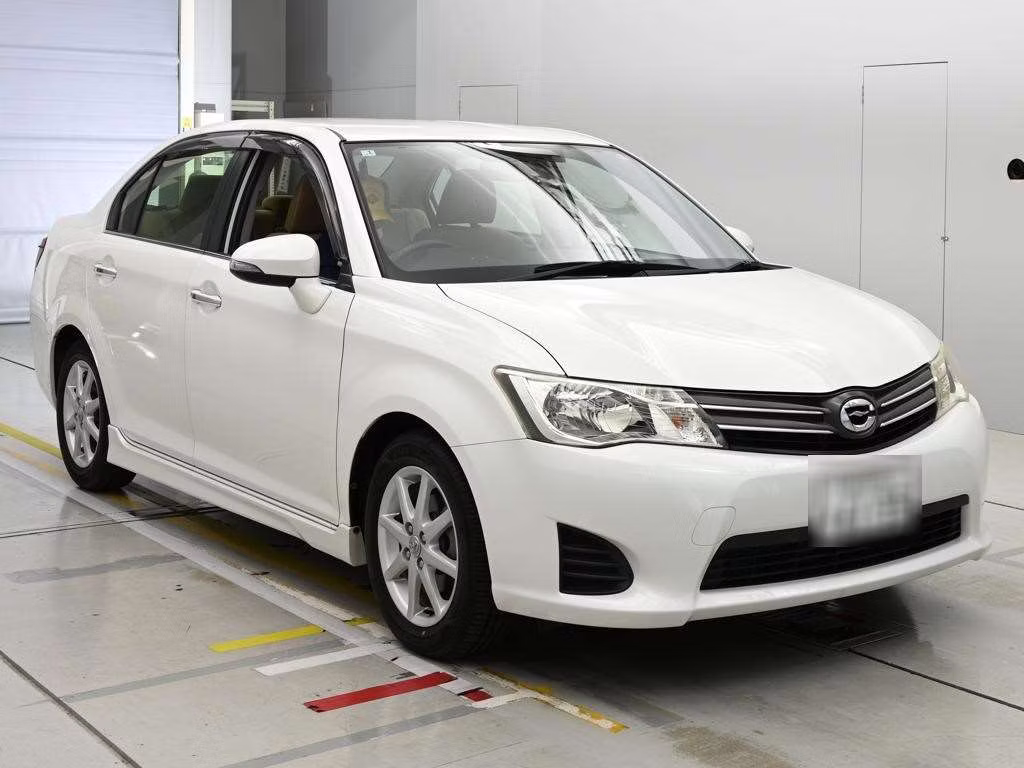 TOYOTA COROLLA AXIO