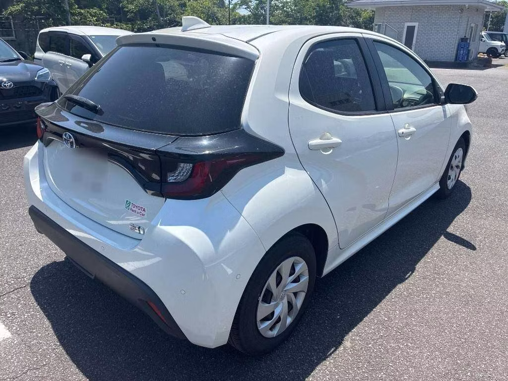 TOYOTA YARIS