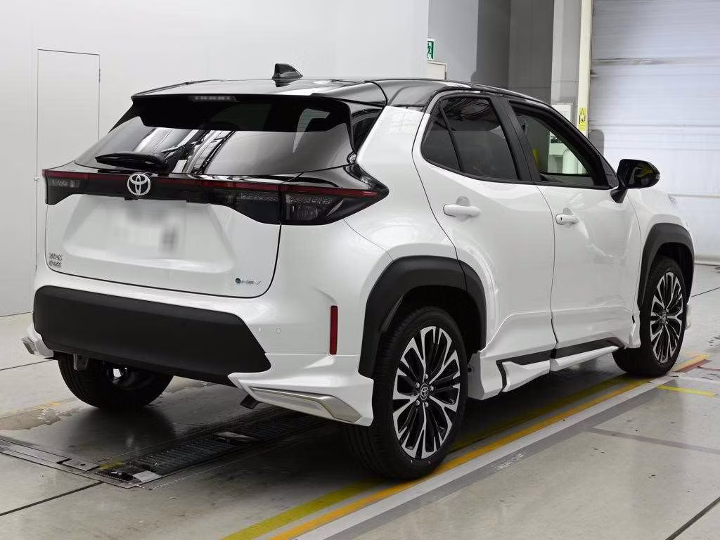 TOYOTA YARIS CROSS