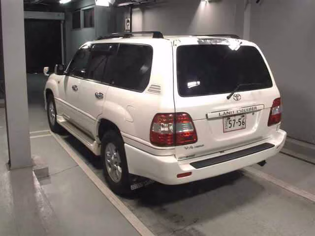 TOYOTA LAND CRUISER