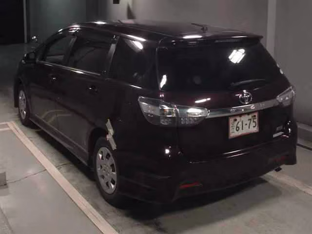 TOYOTA WISH
