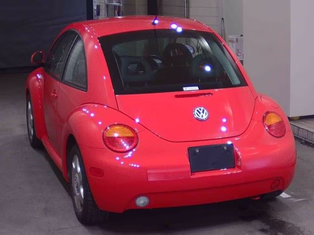 VOLKSWAGEN BEETLE