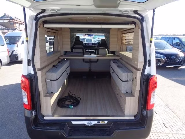 NISSAN CARAVAN