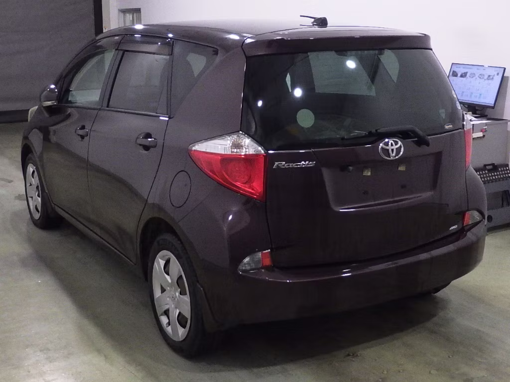TOYOTA RACTIS