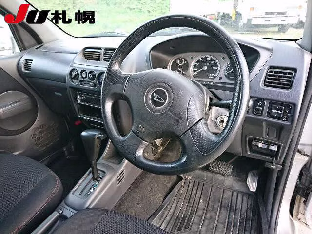 DAIHATSU TERIOS KID