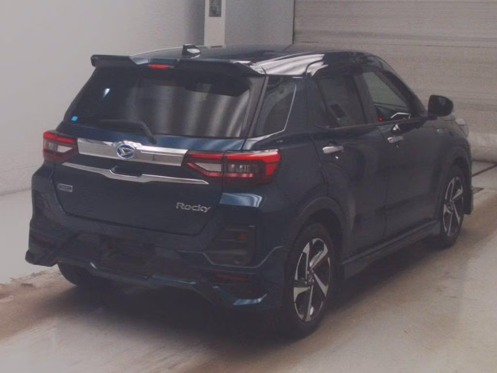 DAIHATSU ROCKY