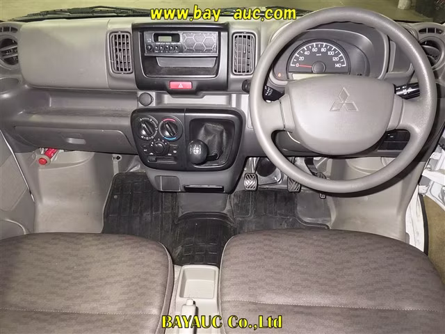 MITSUBISHI MINICAB