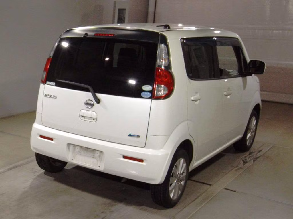 NISSAN MOCO