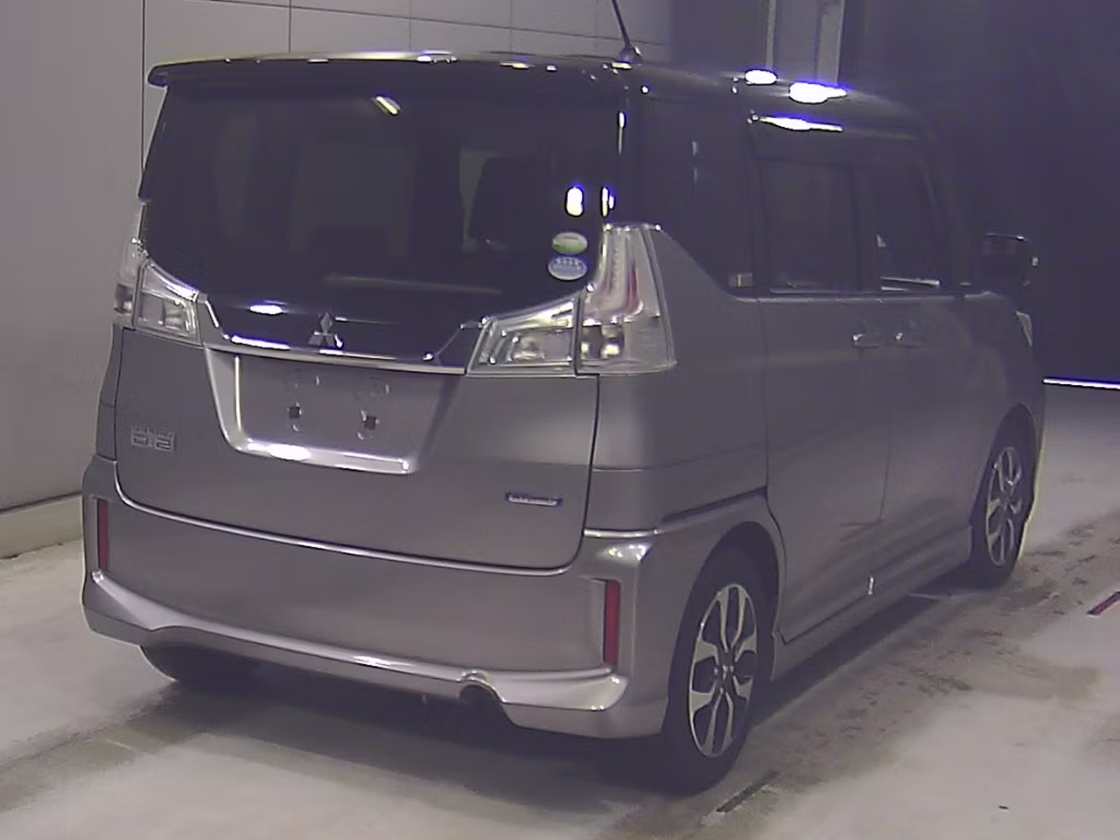 MITSUBISHI DELICA D:2