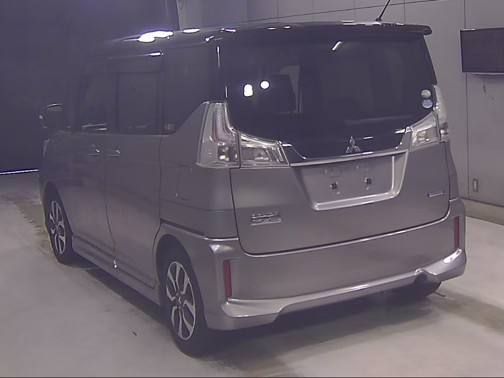 MITSUBISHI DELICA D:2