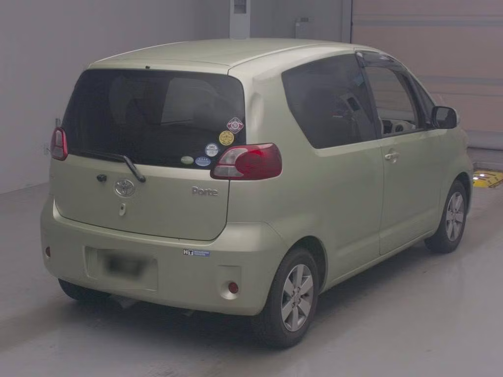 TOYOTA PORTE